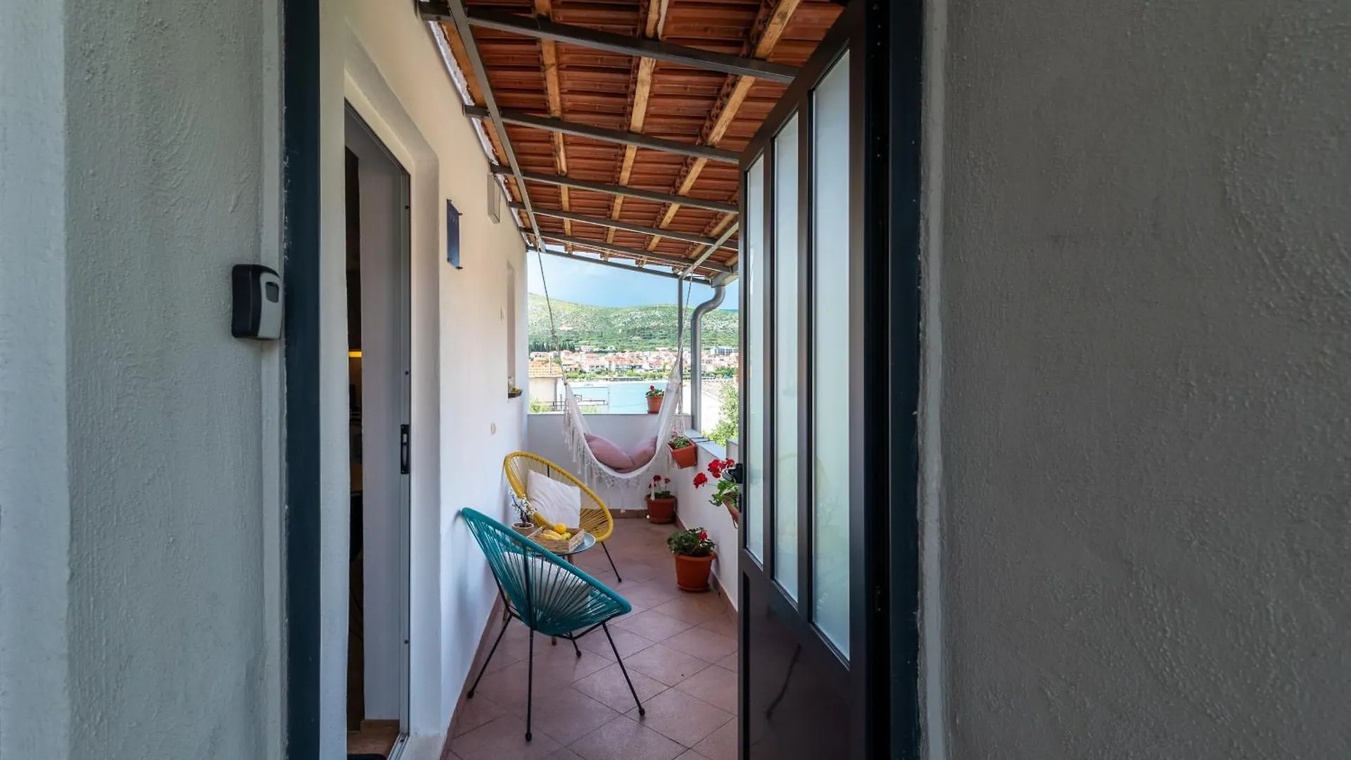 Studio Apartment Coce Trogir