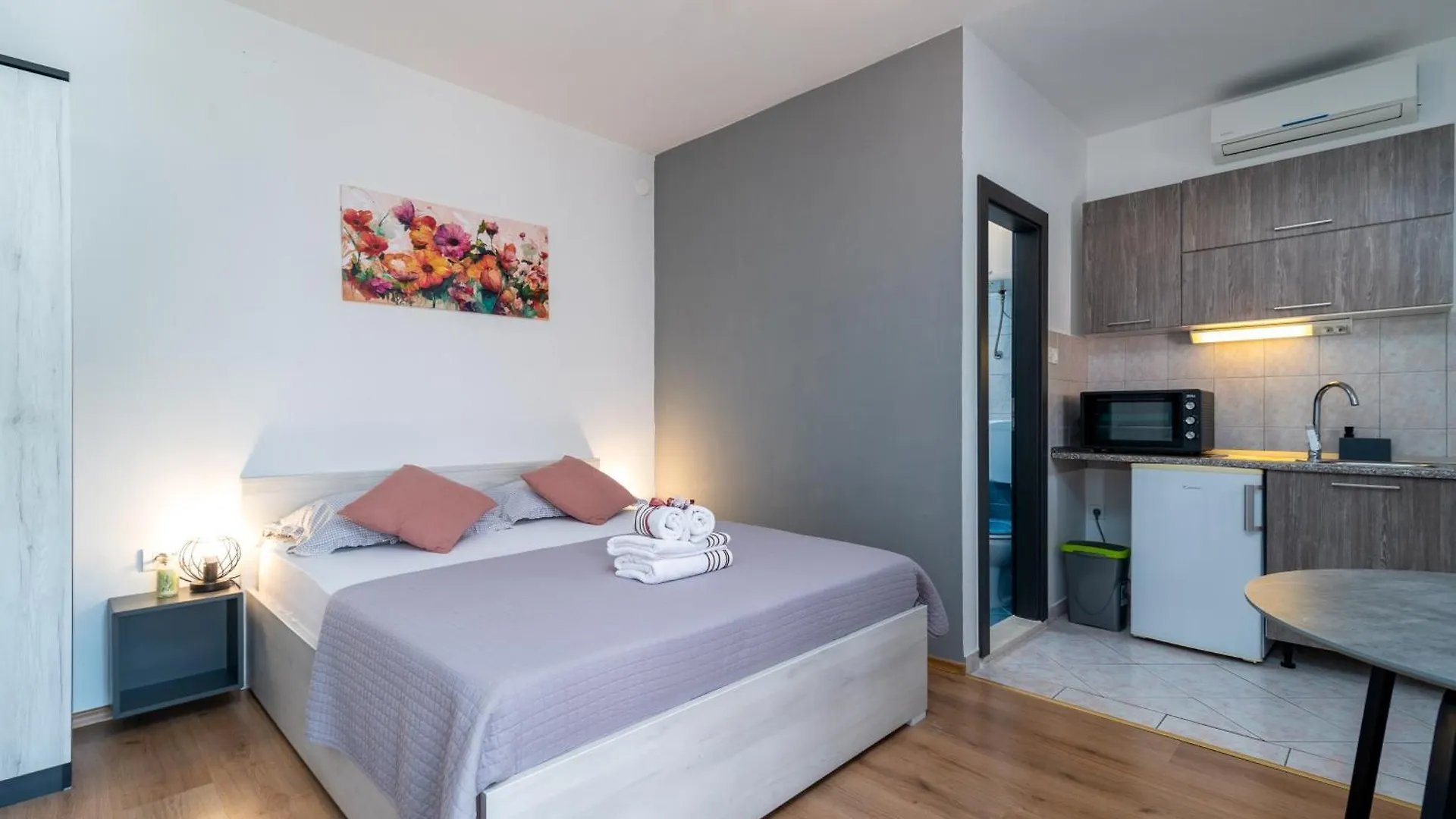Studio Apartment Coce Trogir