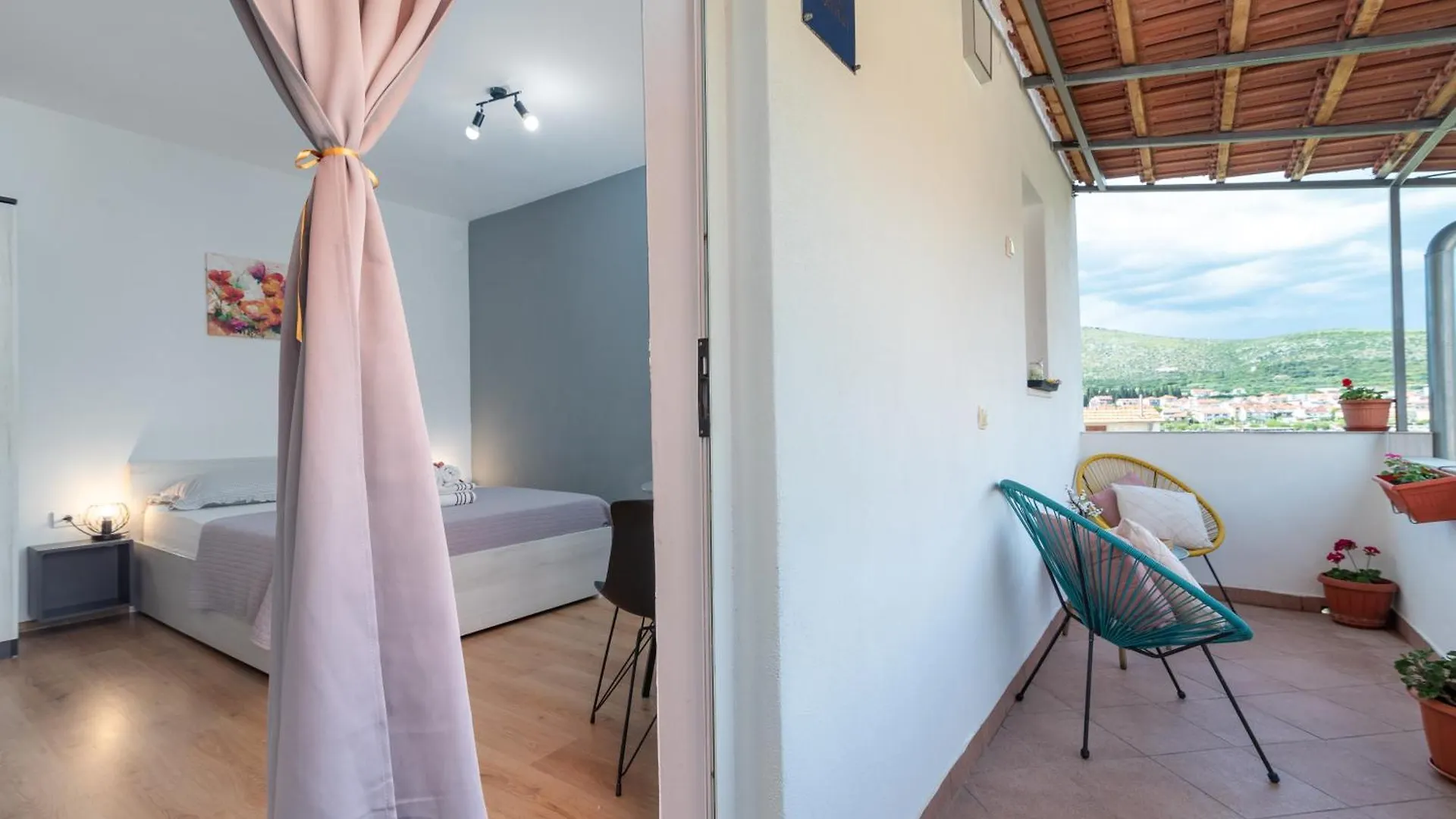 Studio Apartment Coce Trogir