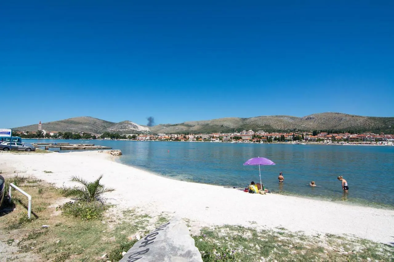Studio Apartment Coce Trogir